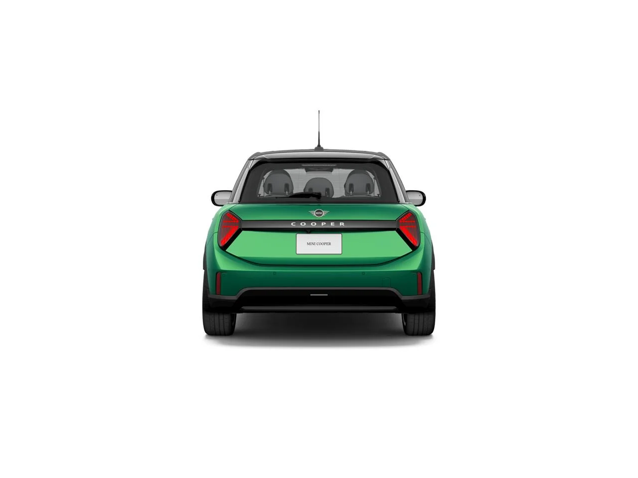 New 2027 British Racing Green IV Metallic MINI SIGNATURE PLUS image 5