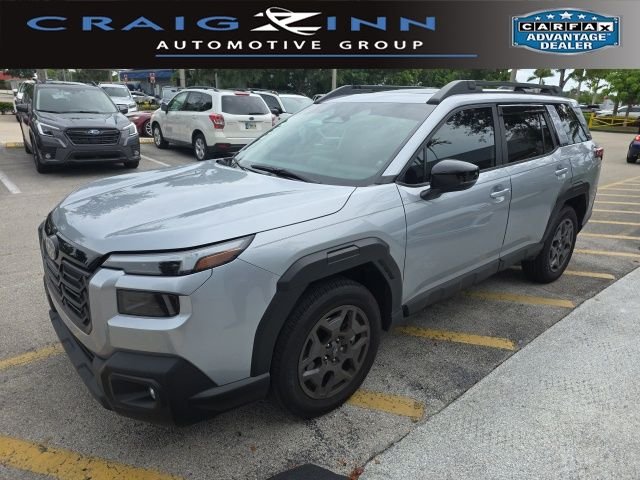 2026 Subaru Outback Premium's photo