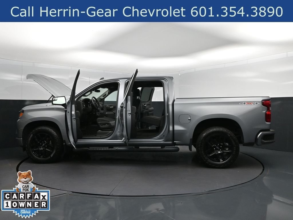 Used 2023 Gray Chevrolet Custom image 47