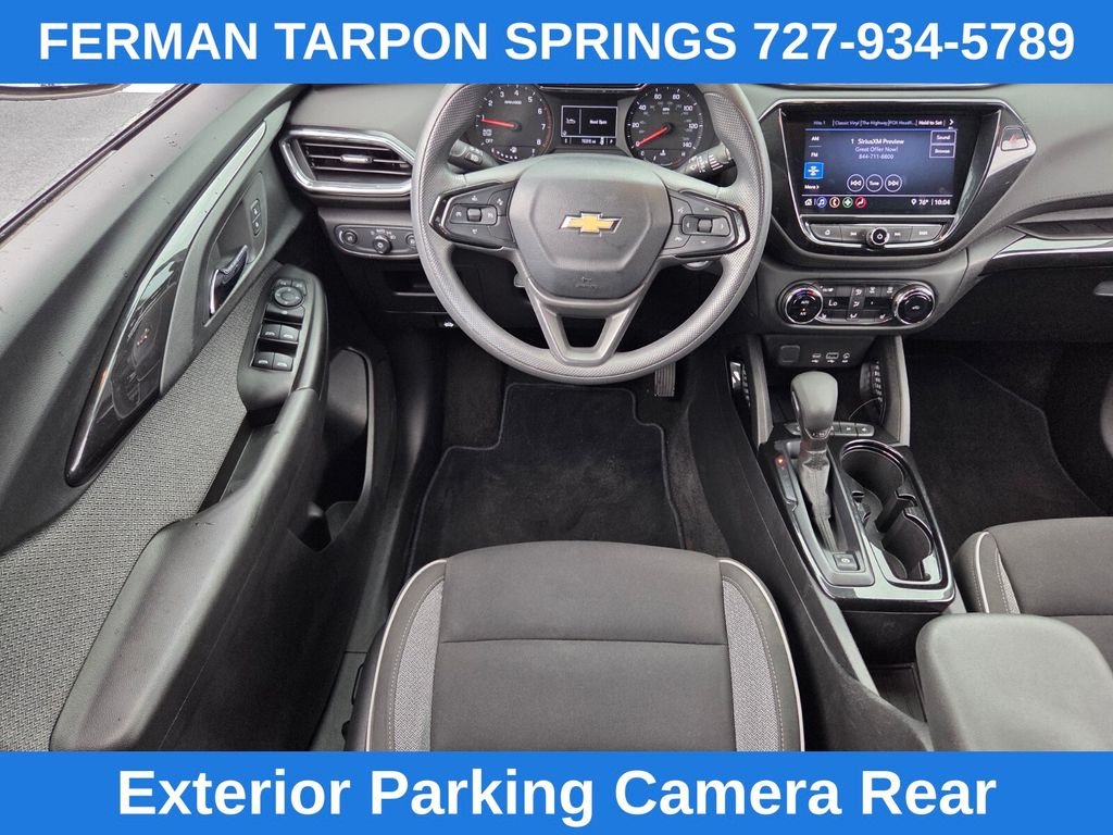 Used 2022 White Chevrolet LT image 17