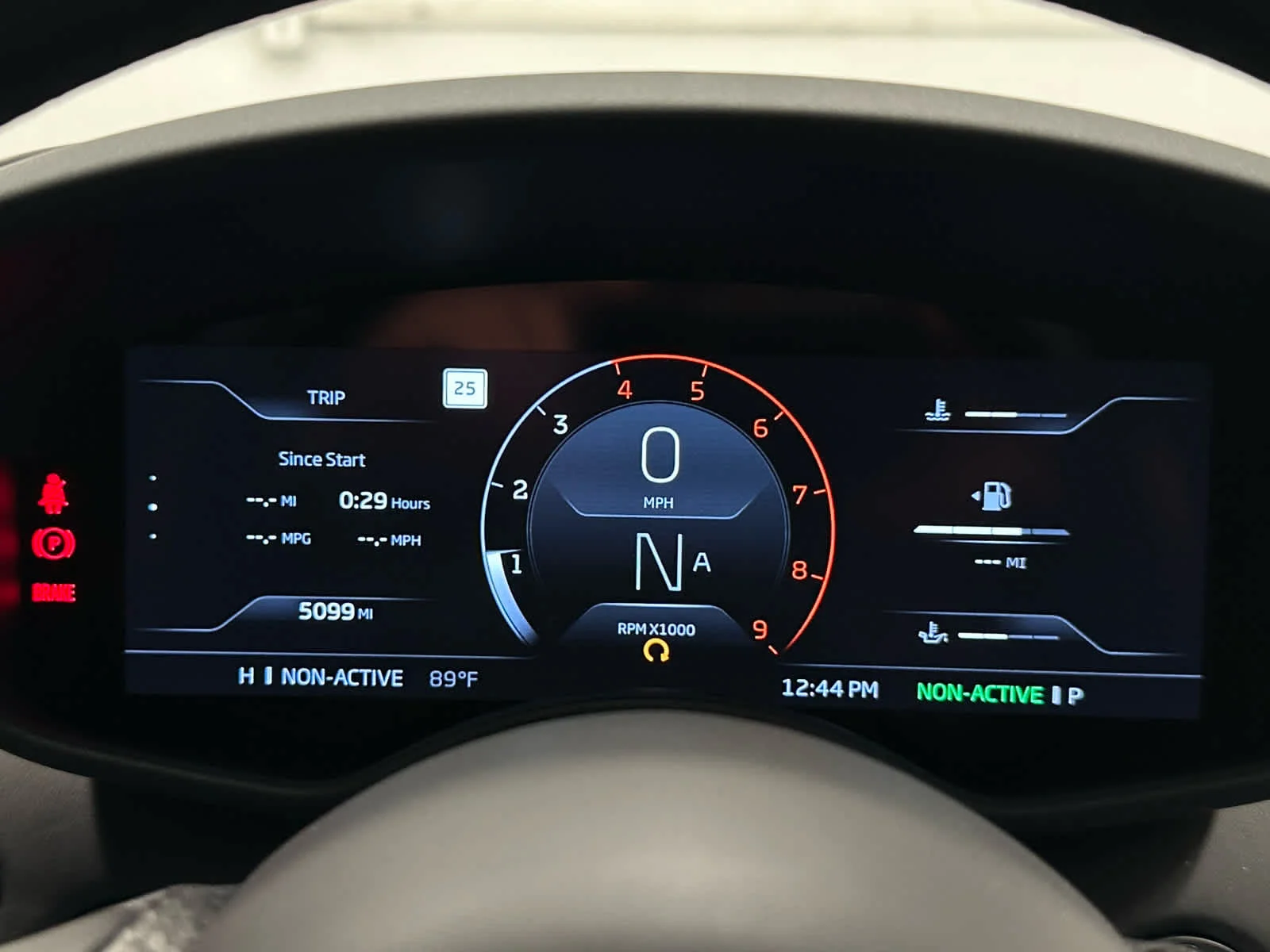 Used 2021 White McLaren  image 18