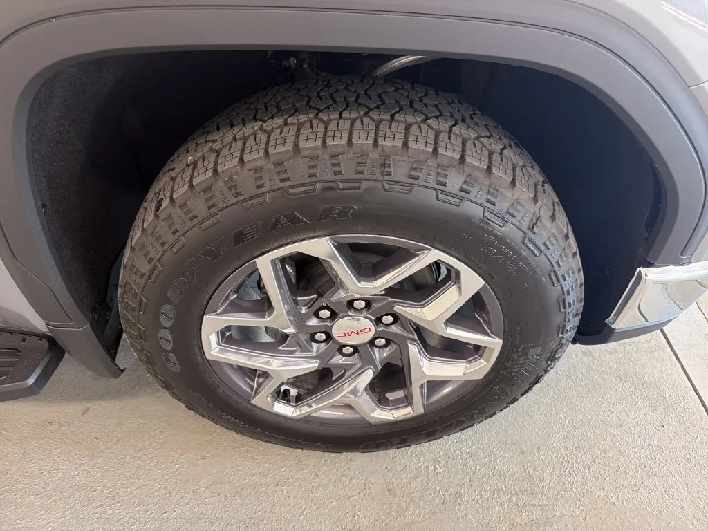 New 2026 Sterling Metallic GMC SLT image 4
