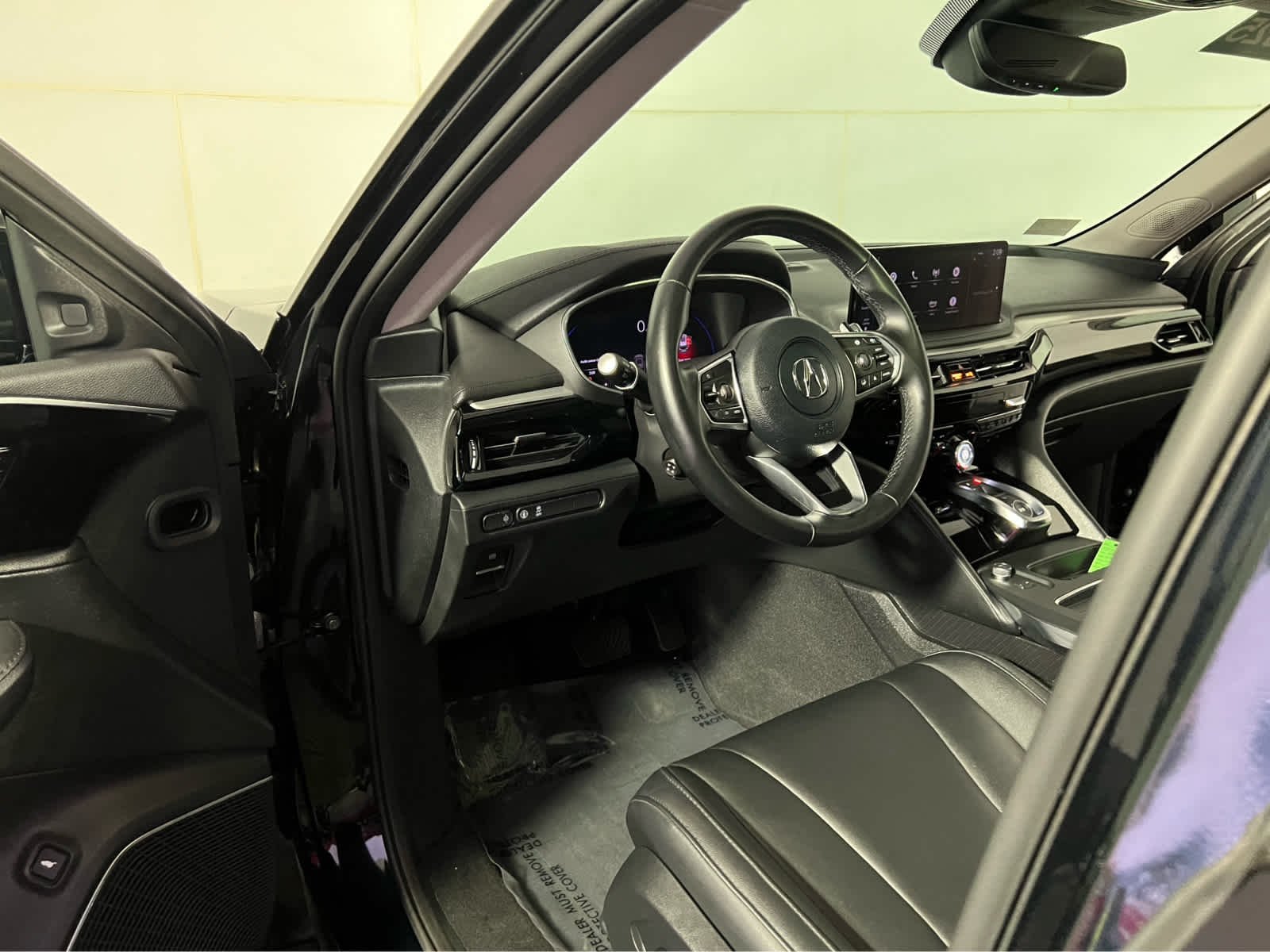 Certified Used 2025 Majestic Black Pearl Acura  image 23