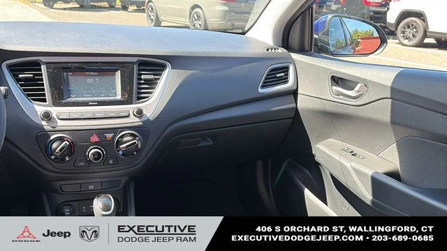 Used 2022 Blue Hyundai SE image 24