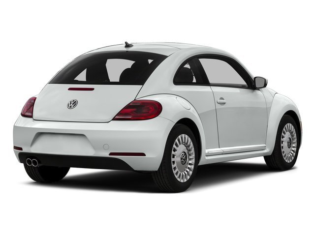Used 2016  Volkswagen  image 2