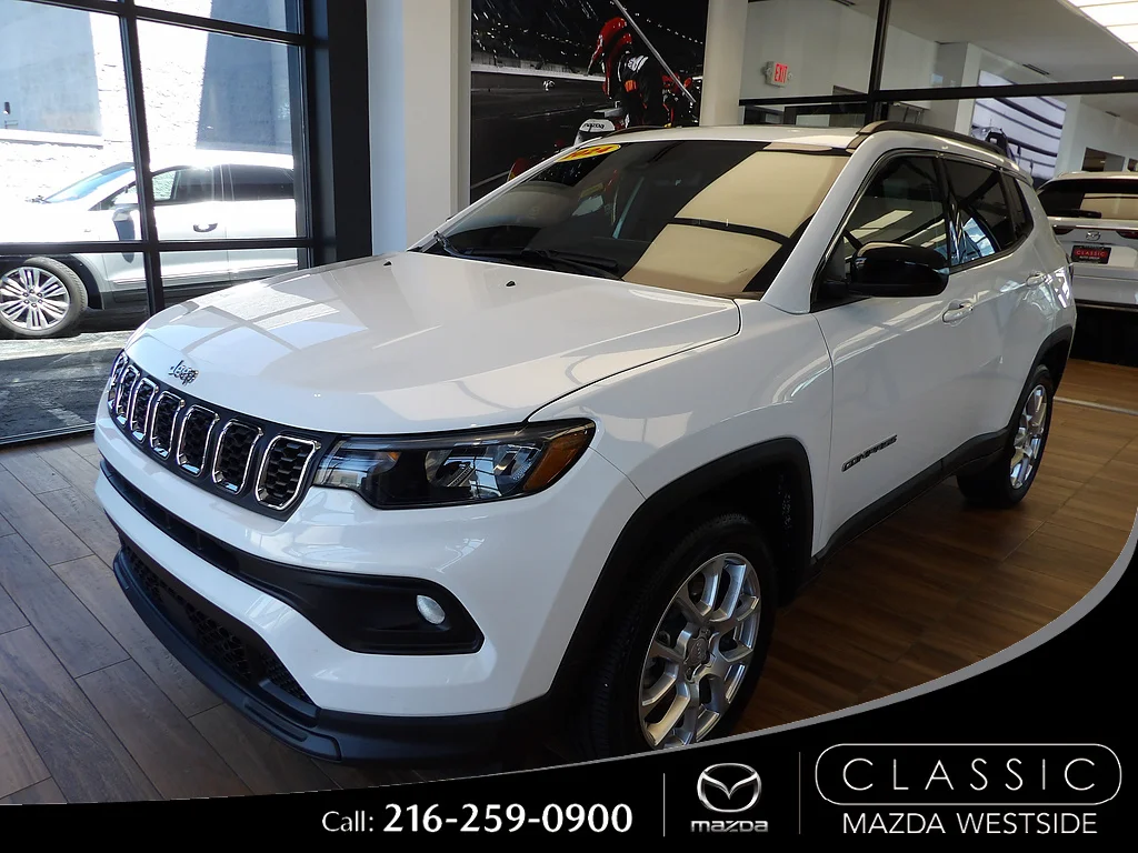 Used 2024 Bright White Clear Coat Jeep Latitude Lux image 1