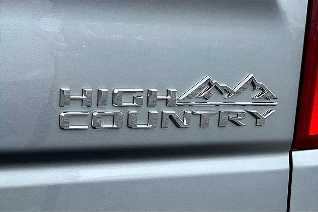 New 2026 Sterling Gray Metallic Chevrolet High Country image 9