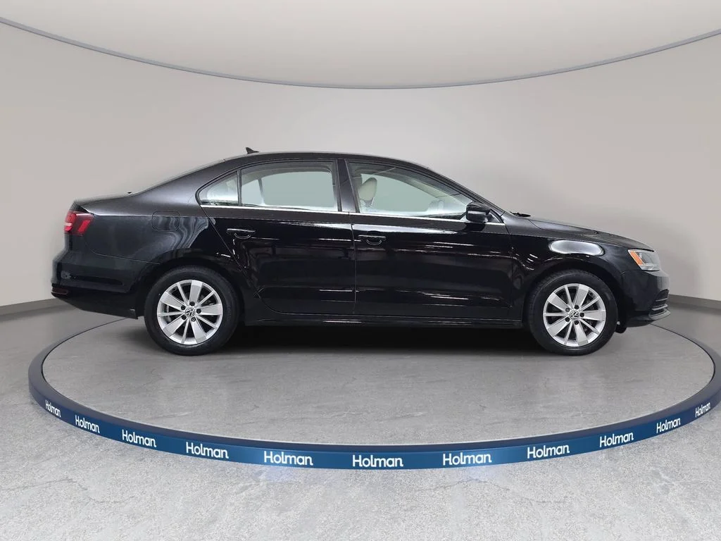Used 2016 Black Uni Volkswagen 1.4T SE image 5