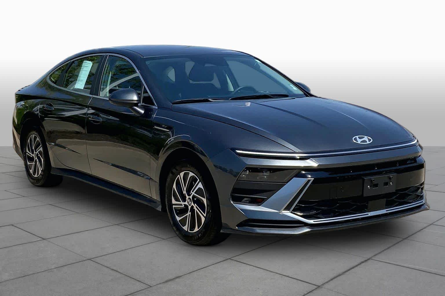 Used 2026 Portofino Gray Hyundai Blue image 2