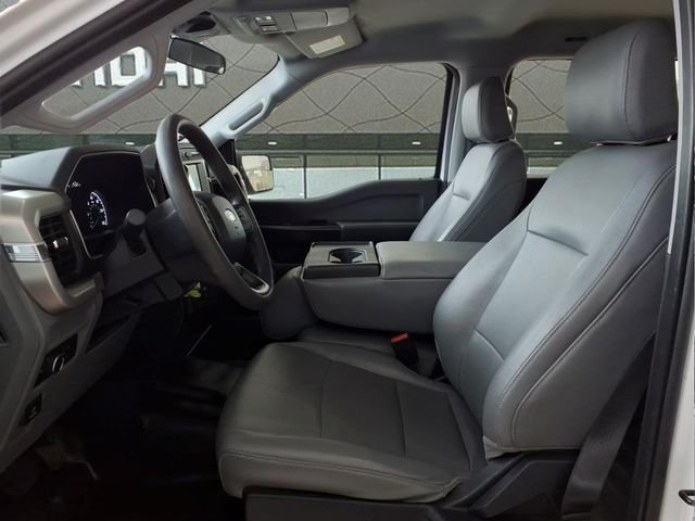 Used 2022 White Ford XL image 21