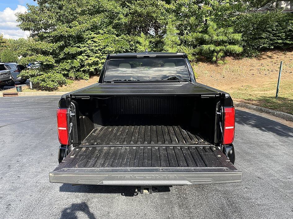Used 2025 Black Toyota SR5 image 27