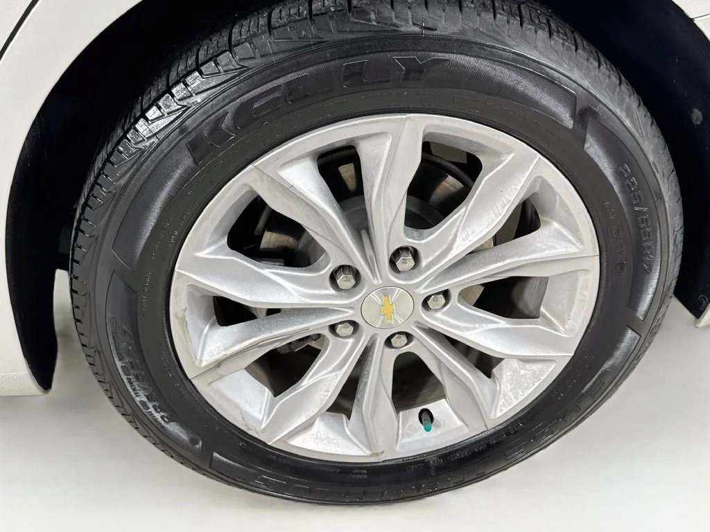 Used 2022 Silver Chevrolet LT image 38