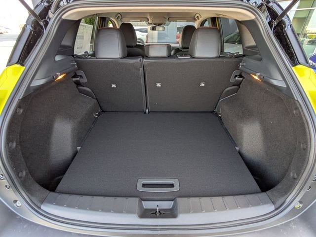 2025 Nissan Kicks SR - Photo 26