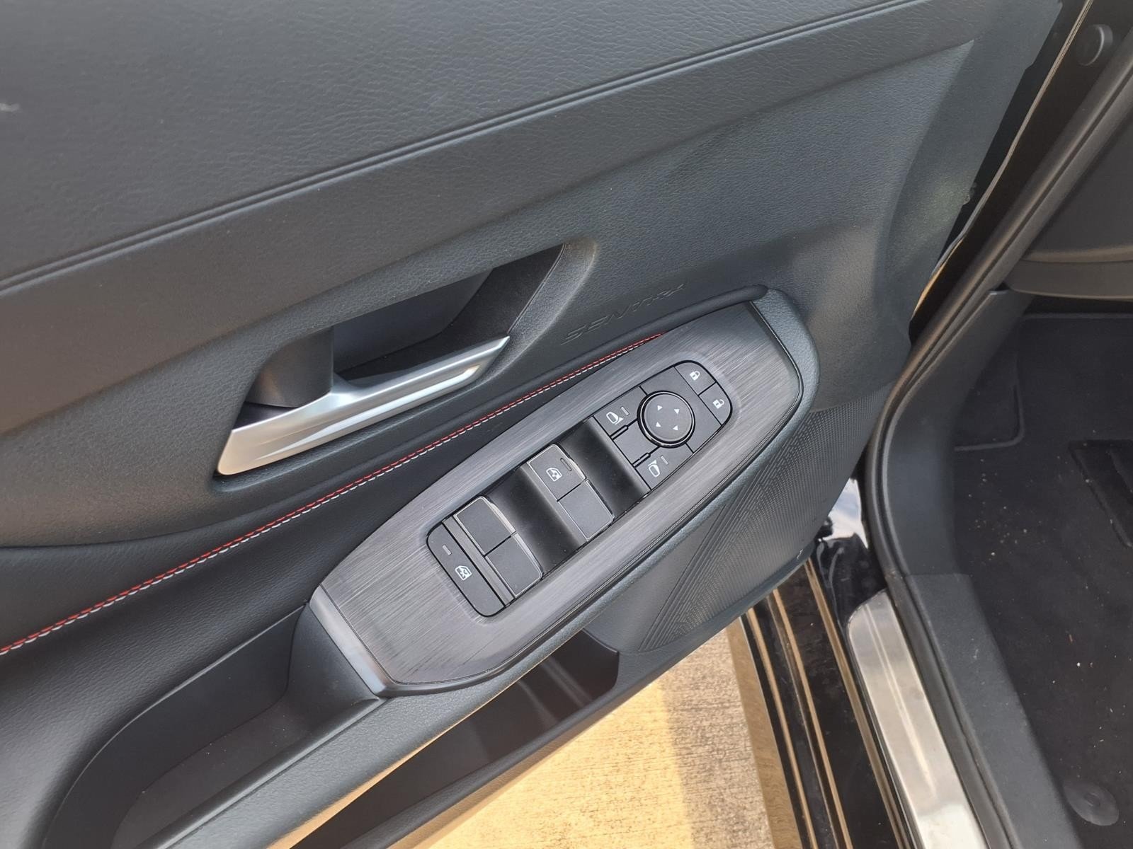 2026 Nissan Sentra photo 17 of 26