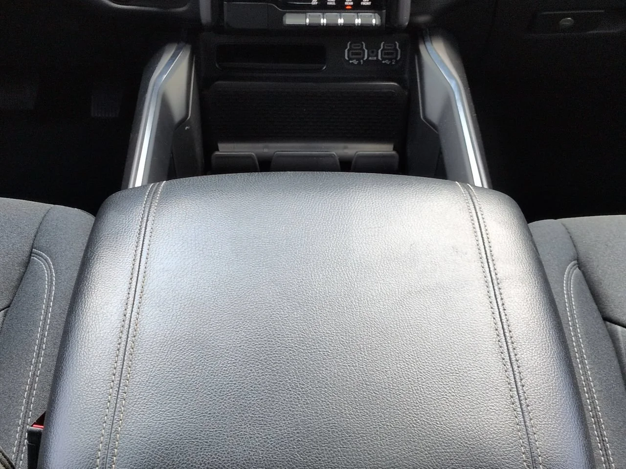 Used 2024 Granite Crystal Metallic Clearcoat Ram Big Horn image 19