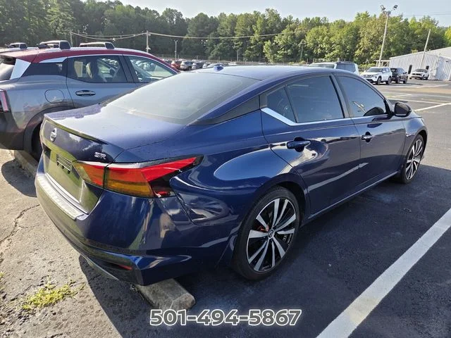 Used 2022 Blue Nissan 2.5 SR image 9