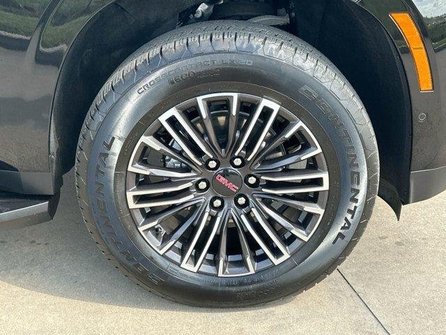 Used 2025 Onyx Black GMC Elevation image 10