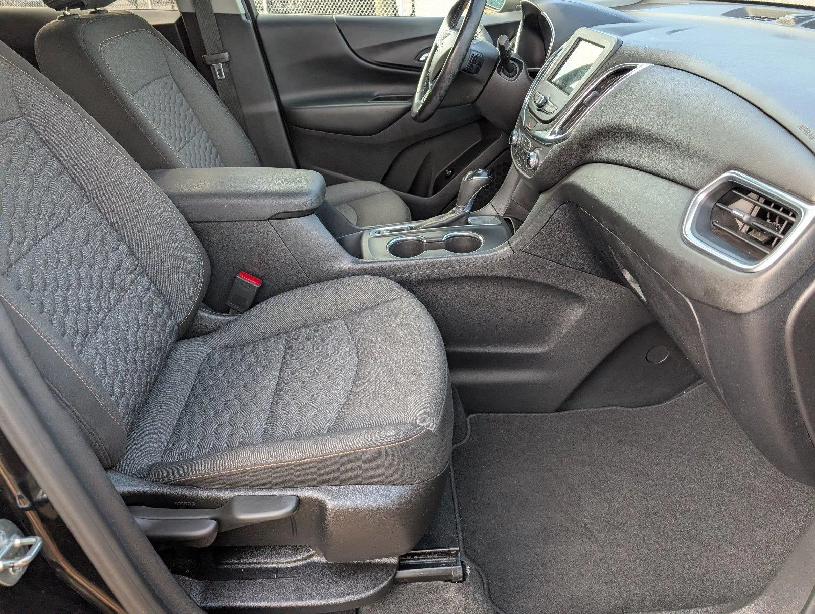 Used 2019 MOSAIC BLACK METALLIC Chevrolet LT image 39