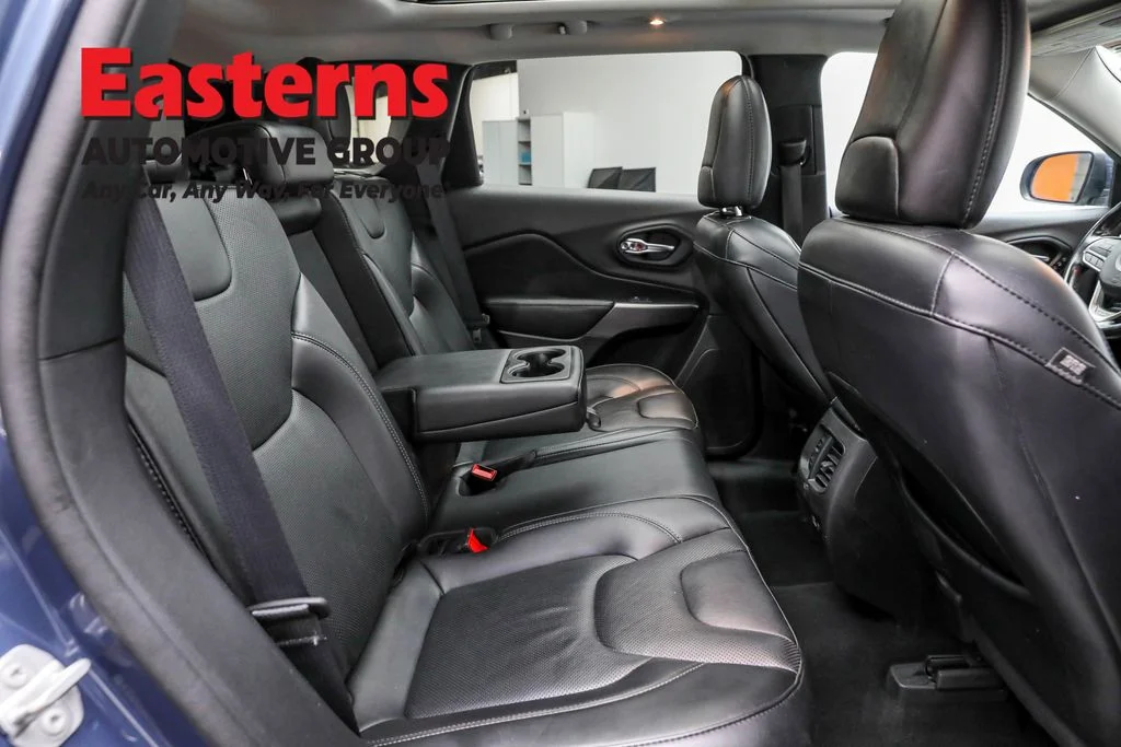 Used 2021 Blue Jeep Limited image 24