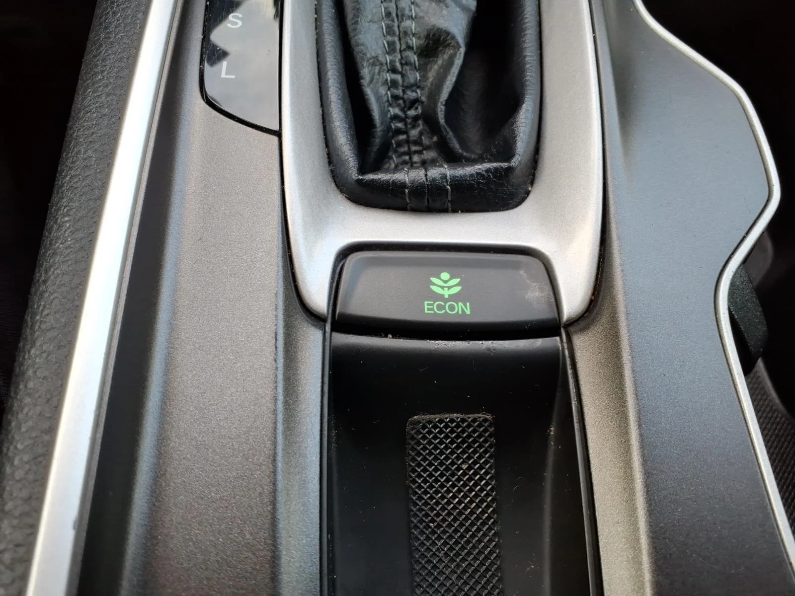 2020 Honda Accord EX - Photo 13