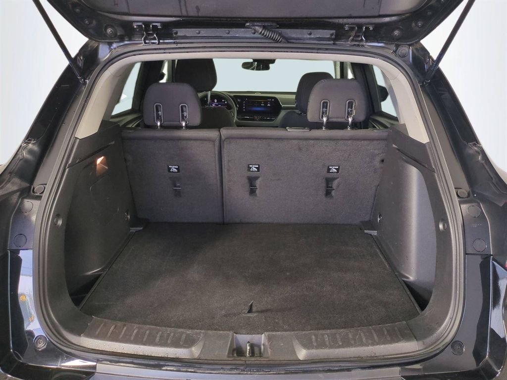 Used 2025 Black Chevrolet LT image 16
