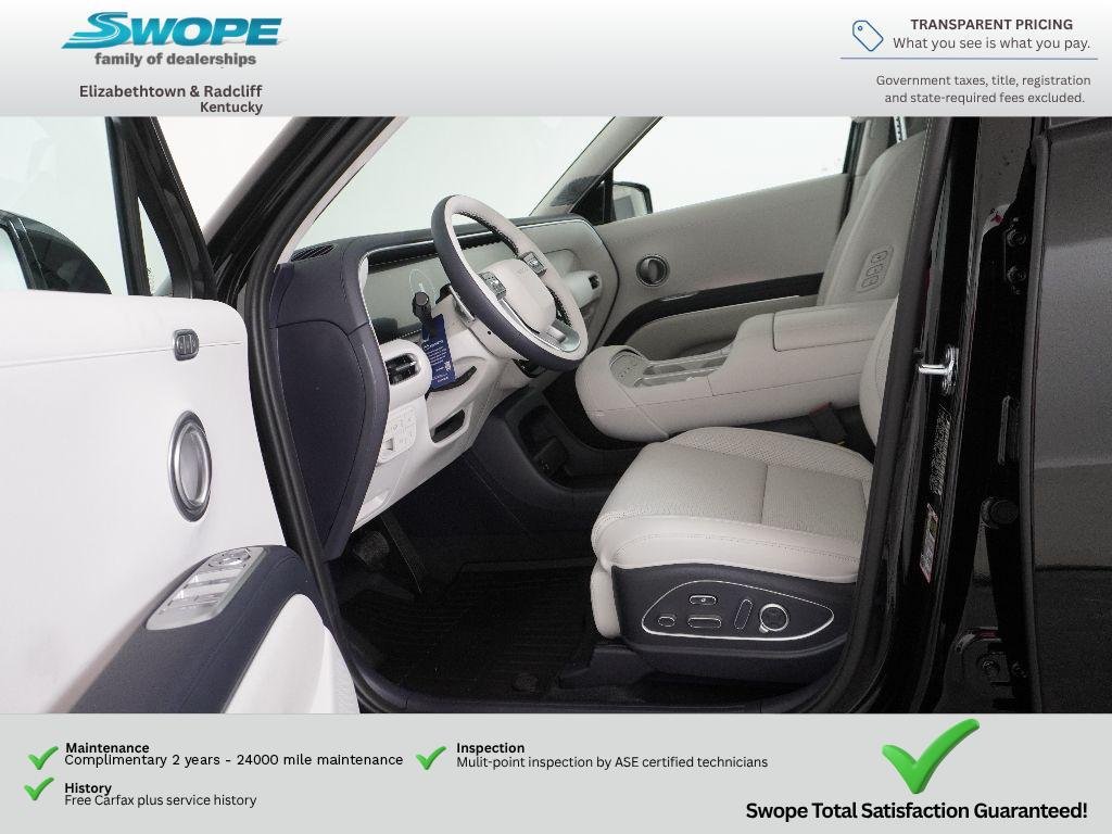 New 2026 Abyss Black Pearl Hyundai Calligraphy AWD image 13