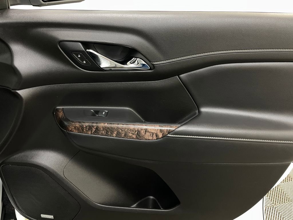 2021 GMC Acadia Denali - Photo 44