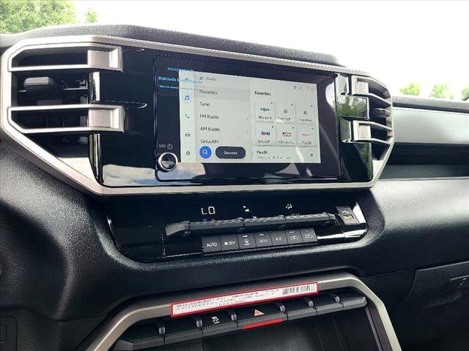 2024 Toyota Tundra SR5 - Photo 8