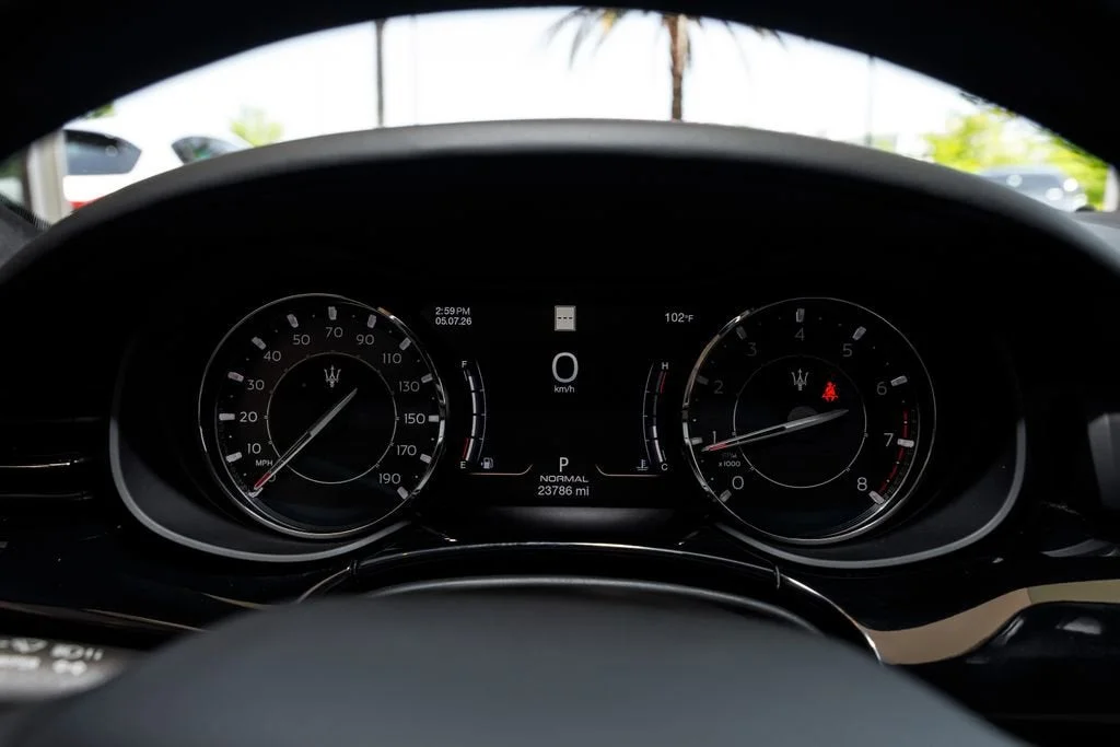 Used 2022 Bianco Maserati Modena image 36