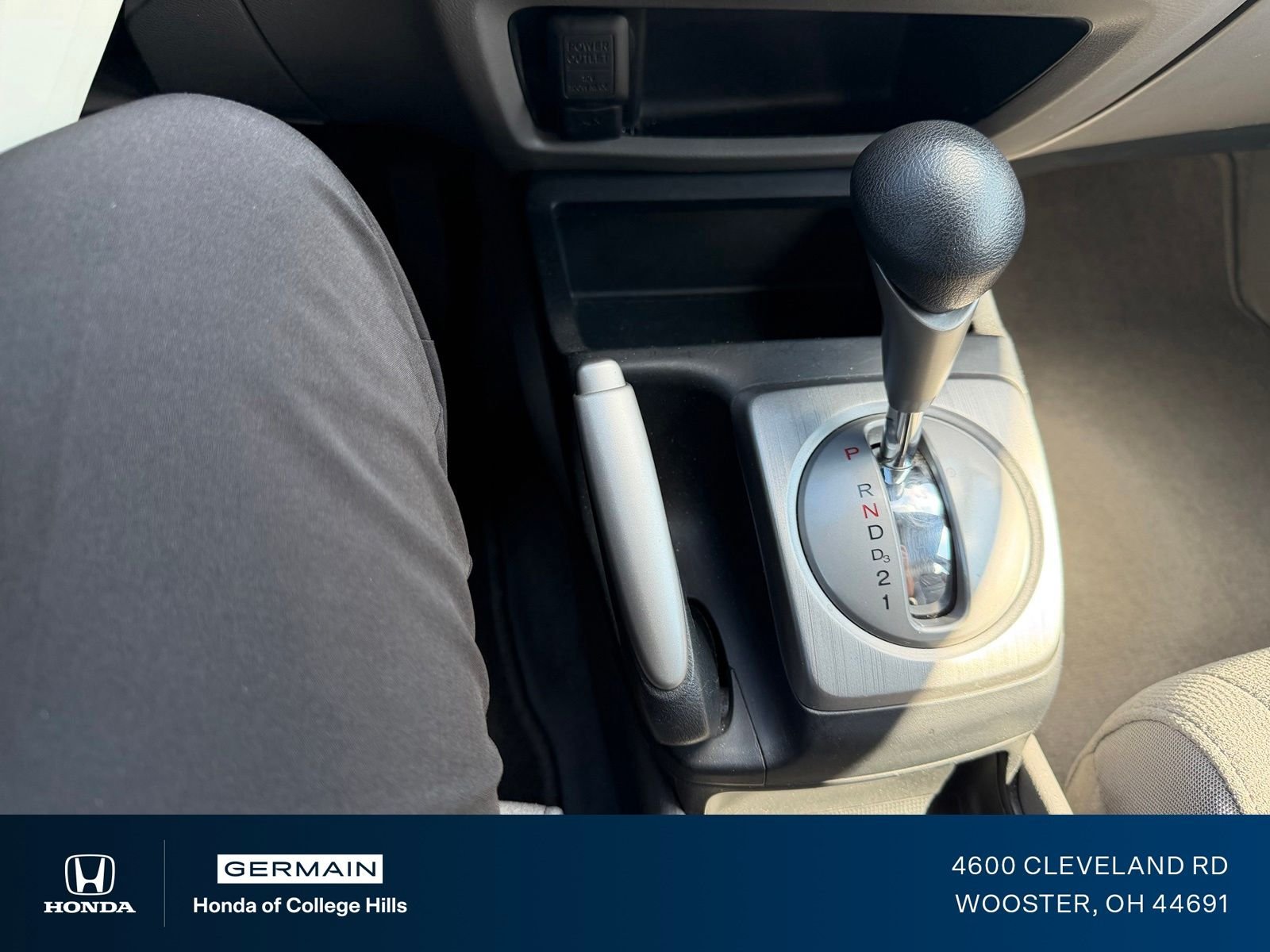 Used 2008 Fiji Blue Pearl Honda LX image 21