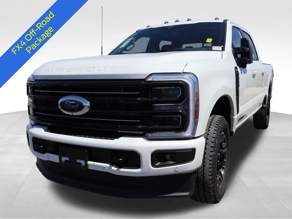 New 2026 Star White Metallic Tri-Coat Ford F-350® Platinum® image 2