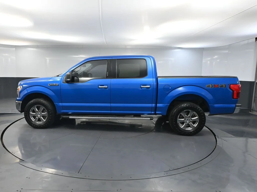 Used 2020 Blue Ford XLT image 11
