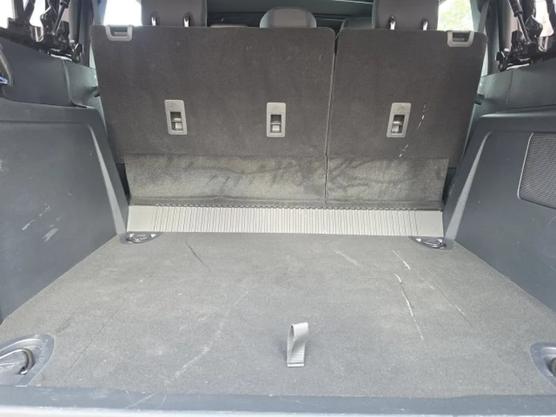 Used 2025 Oxford White Ford Base image 10
