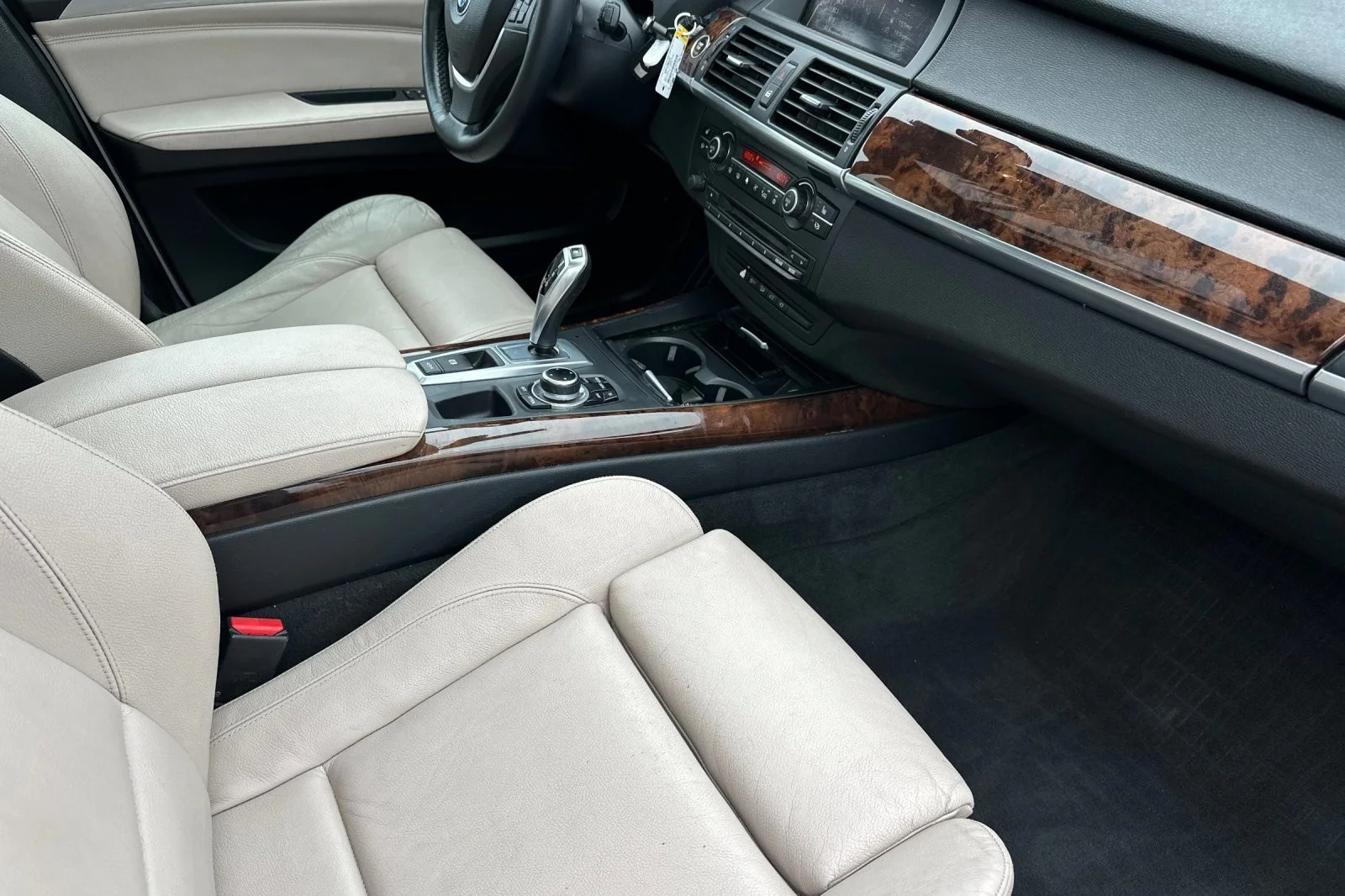 Used 2013 Alpine White BMW xDrive35i Sport Activity image 16