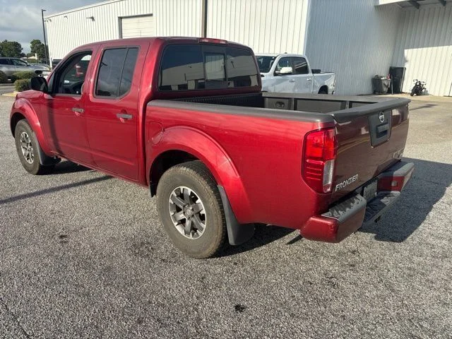 Used 2019 Red Nissan Desert Runner image 4
