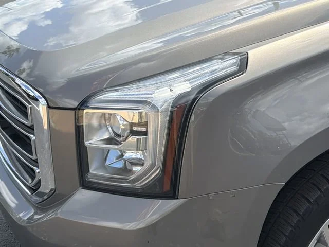Used 2019 PEPPERDUST METALLIC GMC SLT Standard Edition image 9