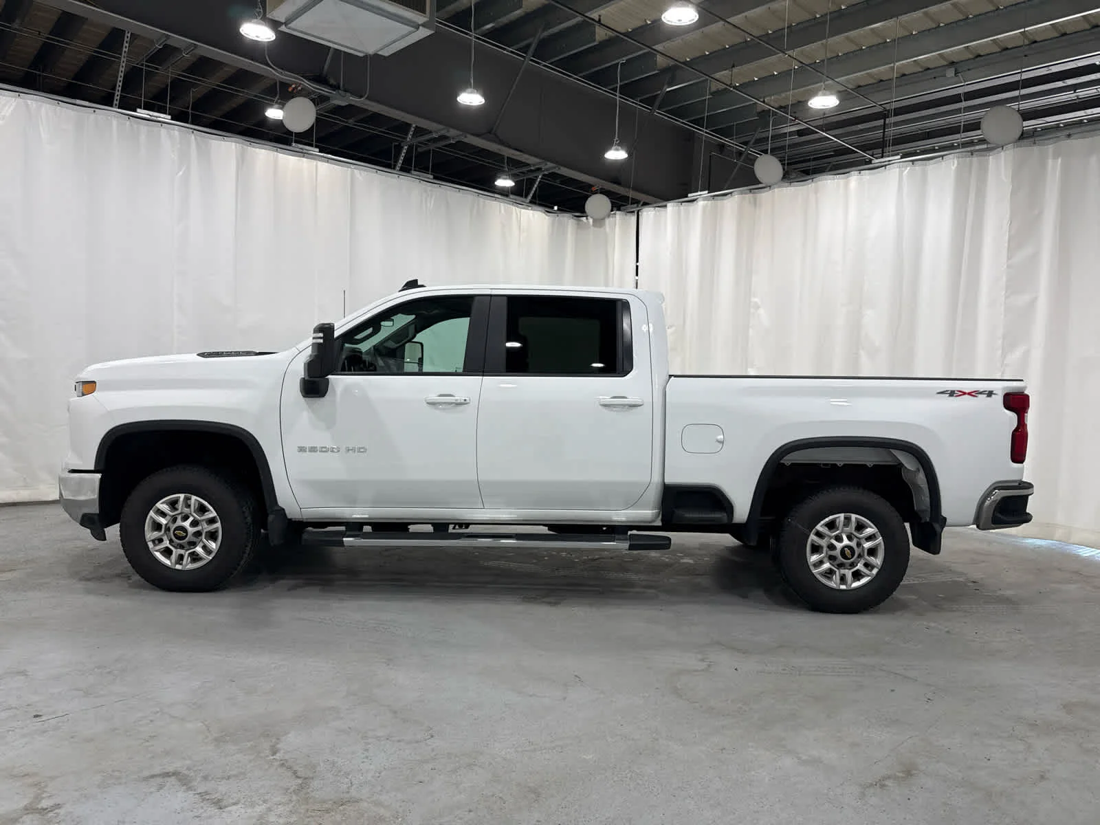 Used 2026 Summit White Chevrolet LT image 2