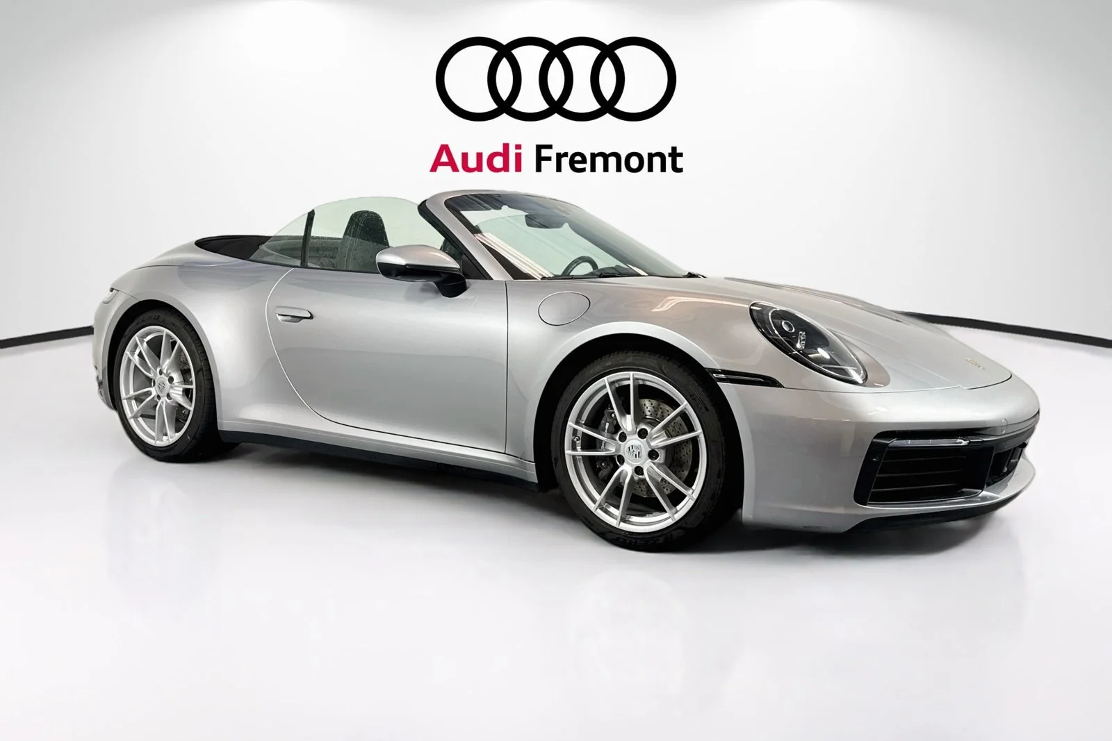 Used 2020 Gt Silver Metallic Porsche Carrera image 7