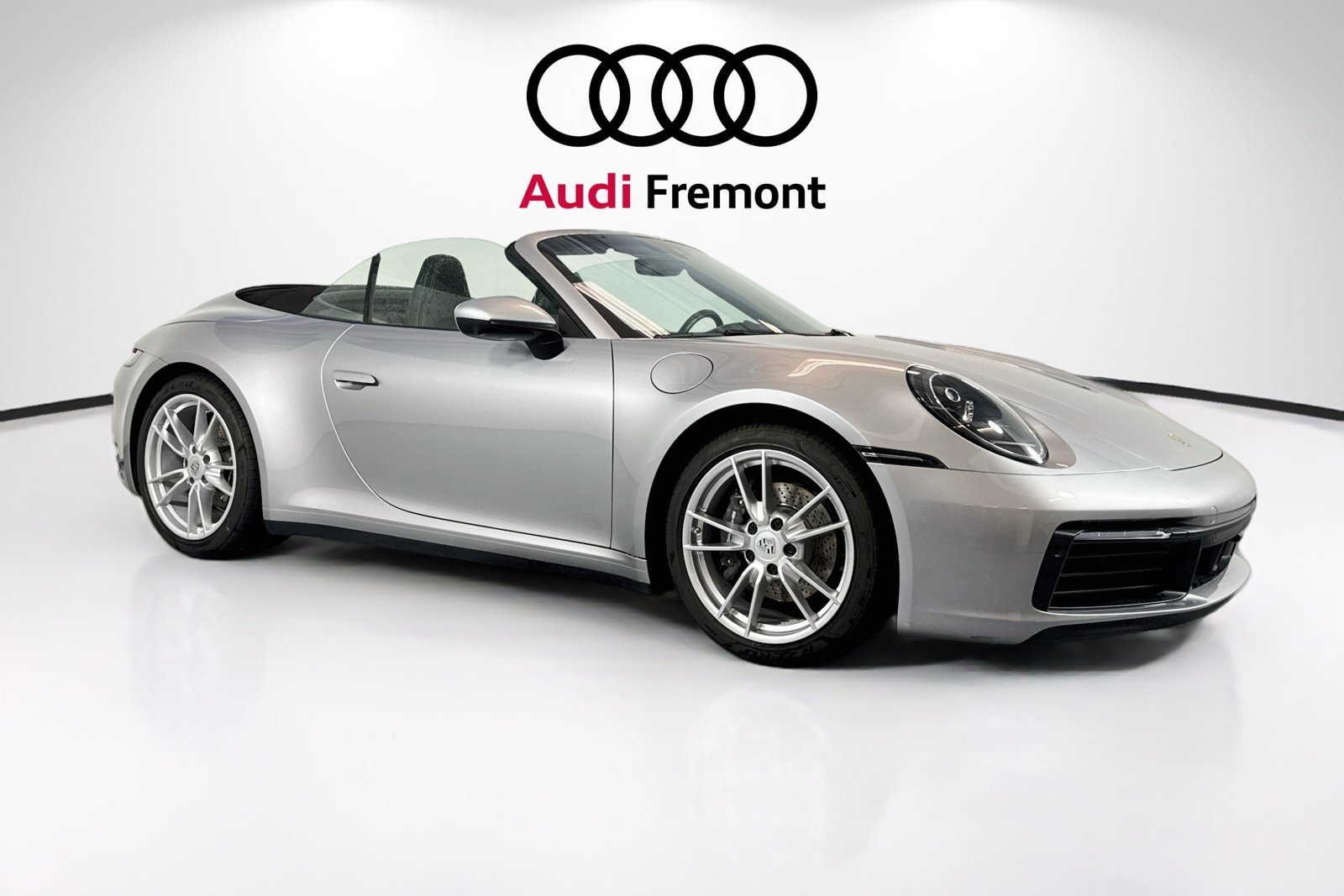 Used 2020 Gt Silver Metallic Porsche Carrera image 7