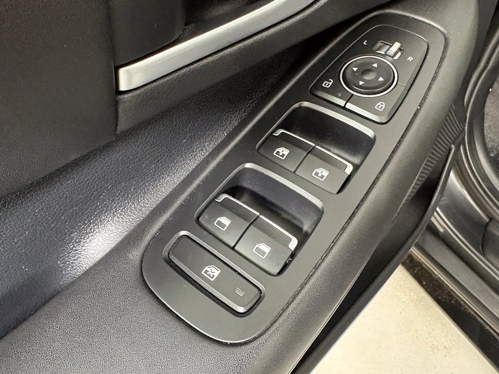 Used 2024 Gray Hyundai SEL image 20