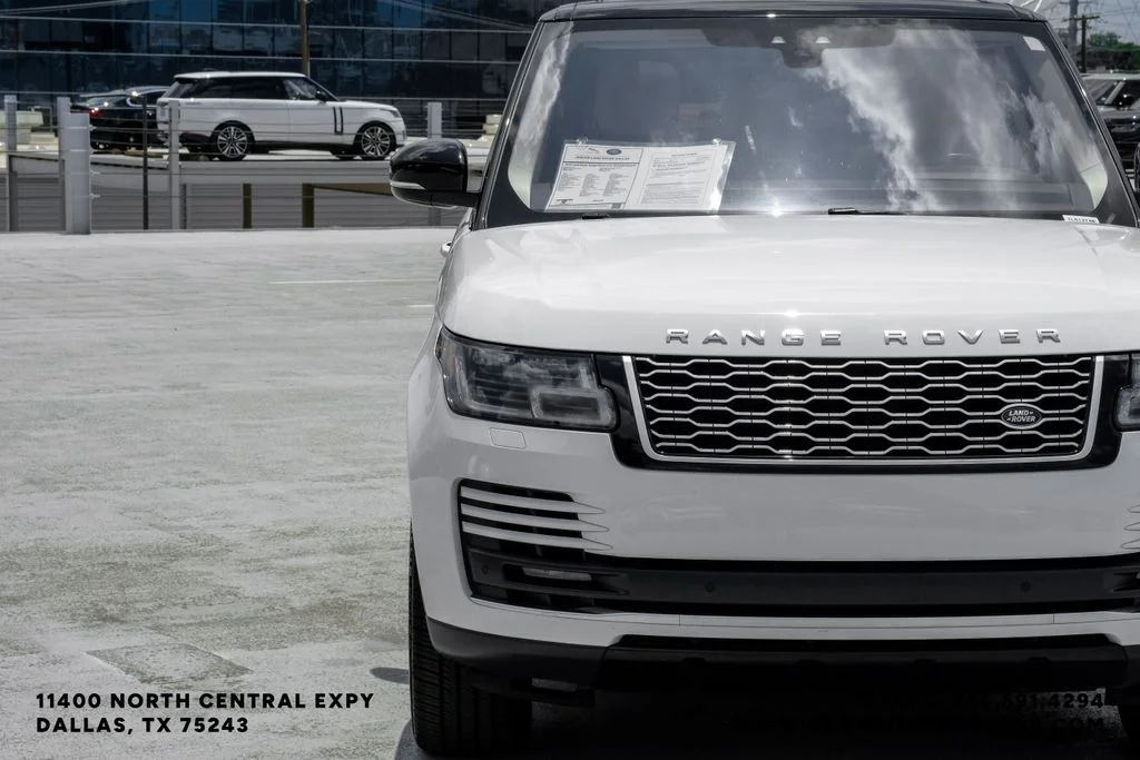 Used 2019 Fuji White Land Rover 5.0L V8 Supercharged image 58