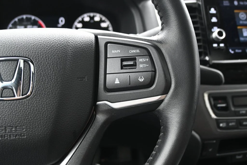Used 2025 Black Honda RTL AWD image 20