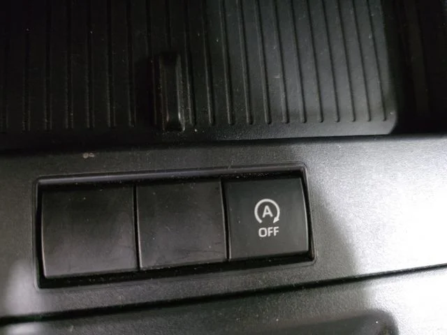 Used 2026 Pearl Toyota LE image 27