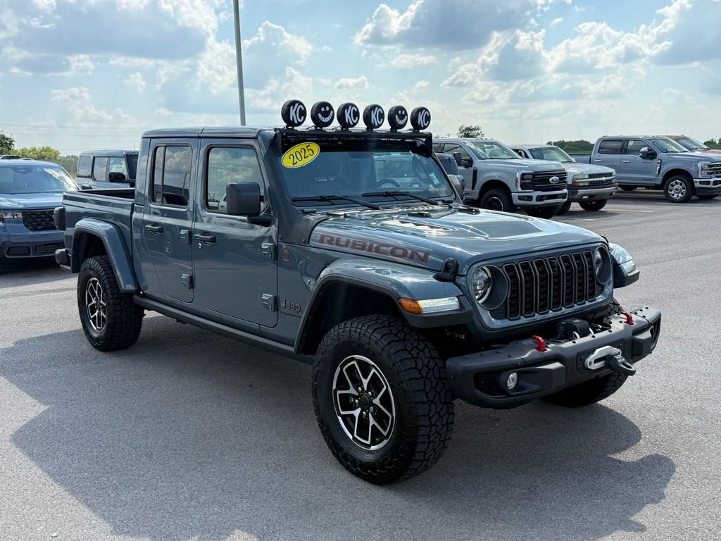 Used 2025 Gray Jeep Rubicon image 2