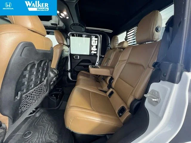 Used 2021 Bright White Clearcoat Jeep Rubicon image 15