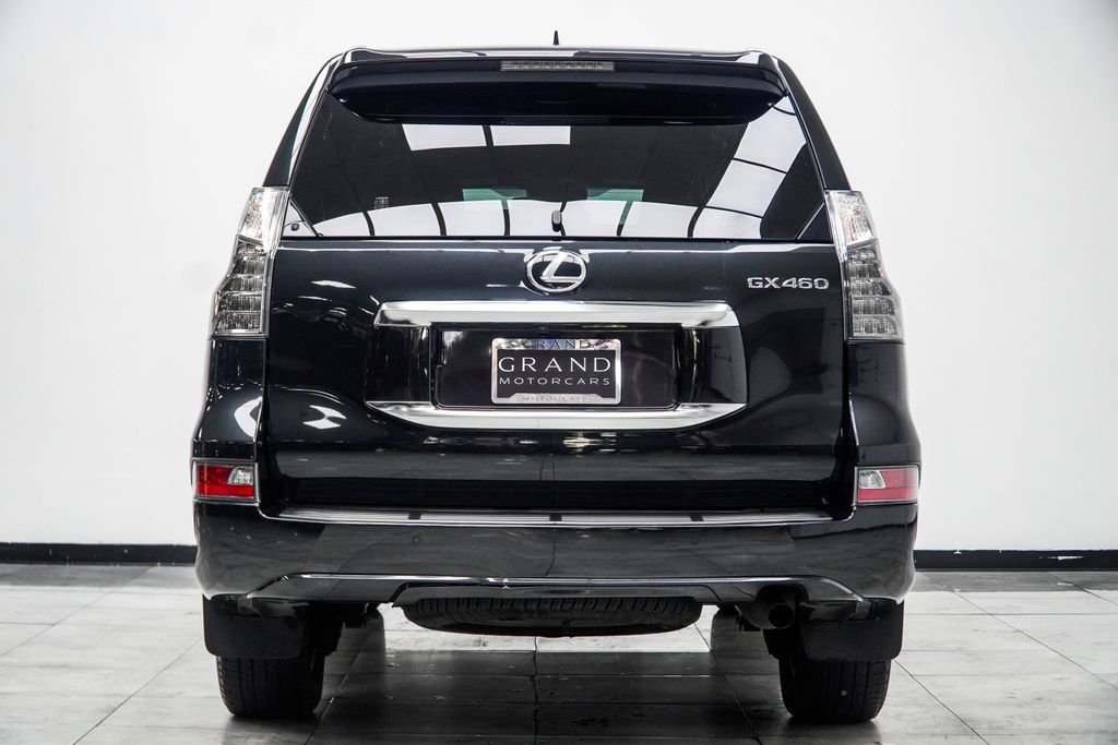 Used 2023 Black Lexus 460 image 14