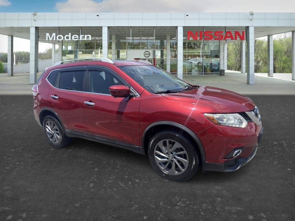 Used 2016 Cayenne Red Nissan SL image 7