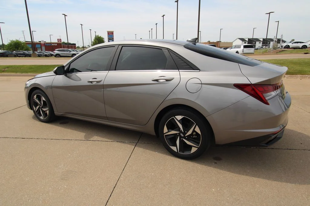 Used 2023 Silver Hyundai Limited image 16