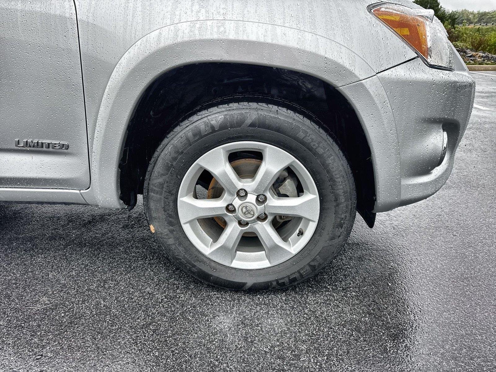 Used 2011 Classic Silver Metallic Toyota Limited image 10