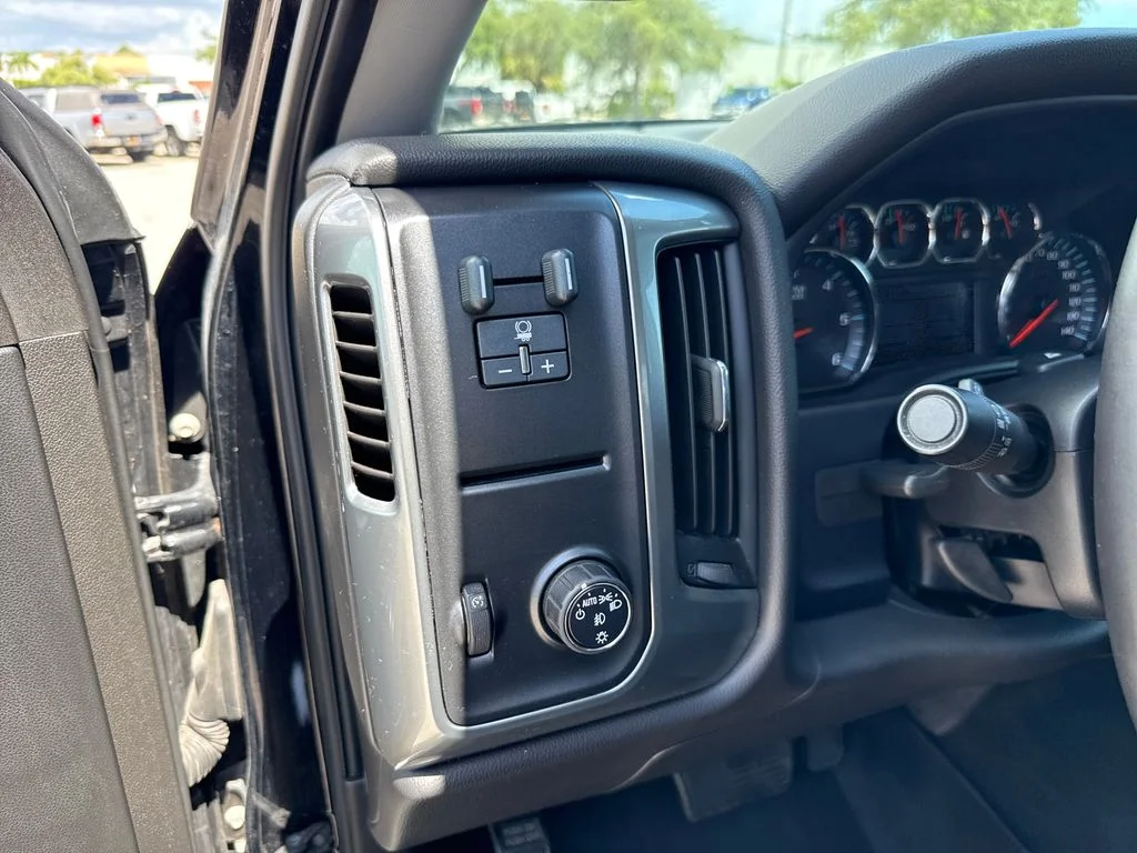 Used 2015 Black Chevrolet LT image 14